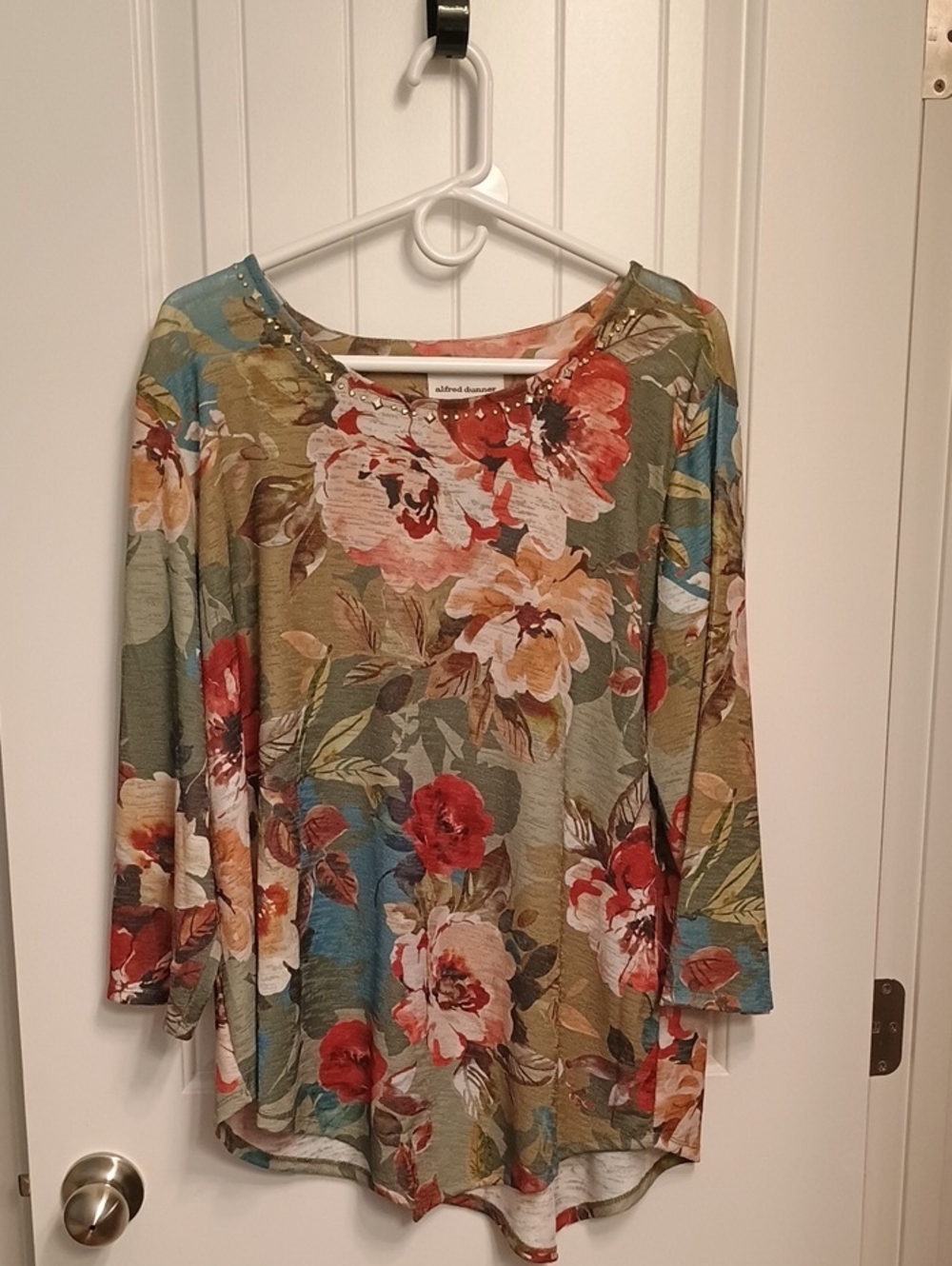 Alfred Dunner Olive Floral Scoop Neck Tunic with Multicolor Blooms